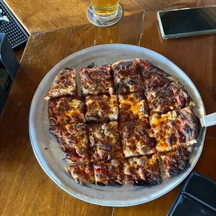 a pizza and beer