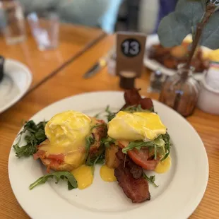 Roasted Tomato Benedict
