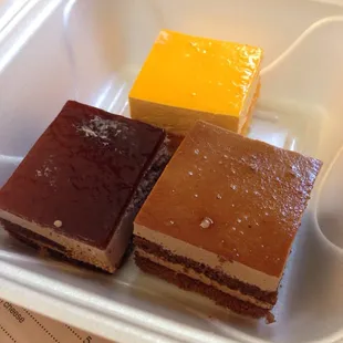 Free little desserts!