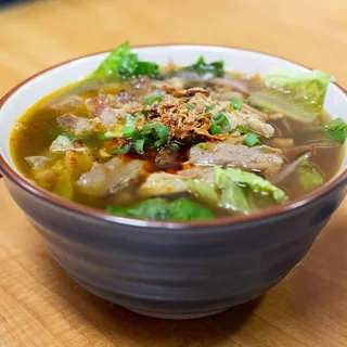 T3. Beef Noodles in Soup