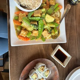 Buddha Delight Dinner Peanut Avocado Roll Lunch