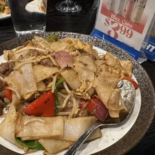Beef chow fun