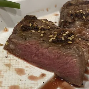 Loooooove the med rare steak!