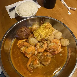 Shrimp scallops boil in a bag