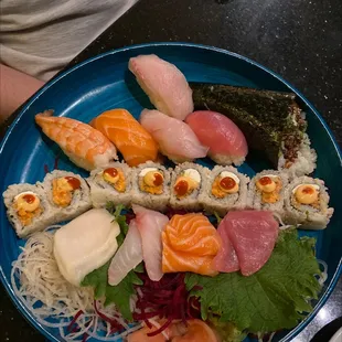 Sushi Sashimi Platter