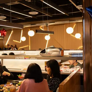 sushi and sashimi, interior