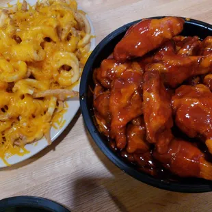 chicken wings and fried chicken, food