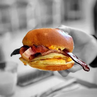 Dirty Breakfast Sandwich | @whaevaeats