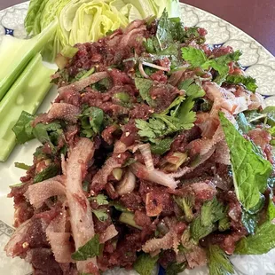 Raw beef Laab