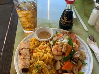 Bambu Kitchen & Sushi Restaurant