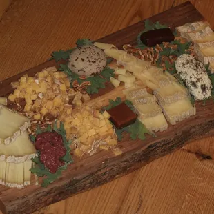 a platter of cheese and crackers