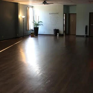 Wild Root Yoga