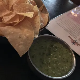 Green Salsa and Chips