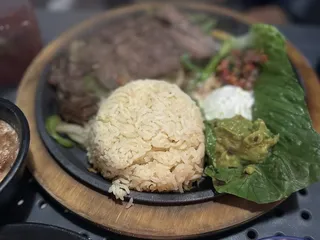 Campuzano Mexican Food