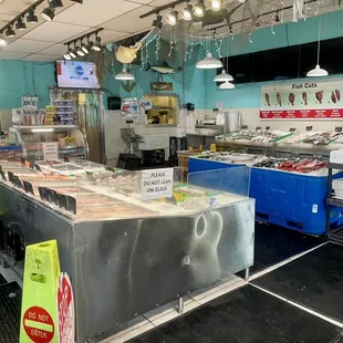 A view of most of the store, with the clean and filet while-you-wait window in the back