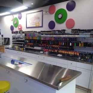 E juice and salt base E juice
All types of vape mods and salt mods  and accessories.
HUGE SELECTION! SLAMMING SUNDAYS JUICE BAR IS 50% OFF!!