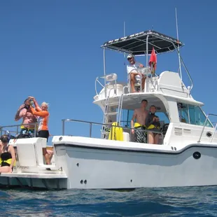 Intimate snorkeling charters
