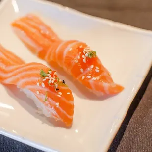 Salmon Belly Sushi