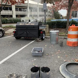 Smell that bbq!!!!  Parking lot smoke!!!!