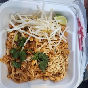 $14 chicken Pad Thai