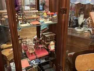 Betty's Antiques