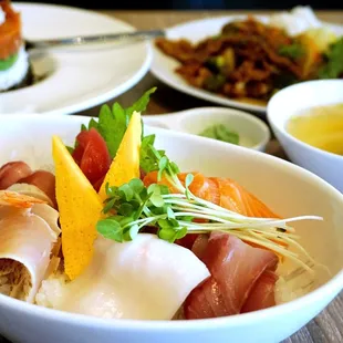 Chirashi Zushi: Japanese-style assorted sashimi over sushi rice. Served with miso soup ($18 for lunch).