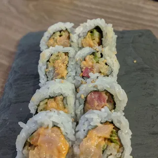 Spicy Yellowtail Roll