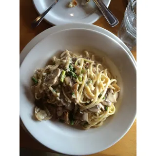 Dungeness Crab Linguine