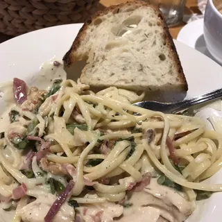 Smoked Chicken Linguine