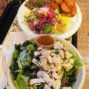 Tacos dorados + Superfood Ensalada