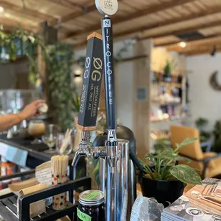 Pale Ale, alcohol-free.