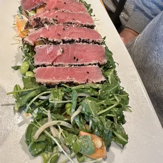 Seared Ahi Salad Dinner