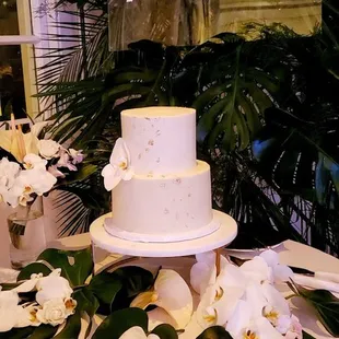 Dairy free earl grey cake with dairy free honey buttercream