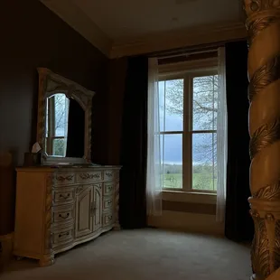 View from king bed, facing the main drive.