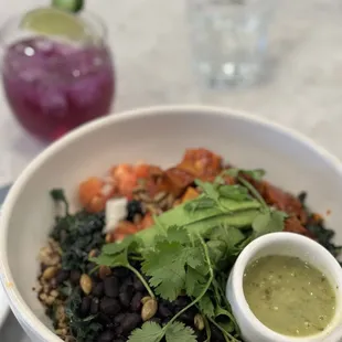 Al pastor bowl & a Wildseed G+T (background)