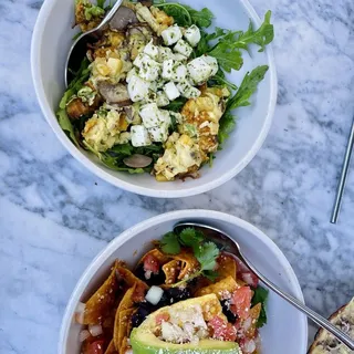 CHILAQUILES
