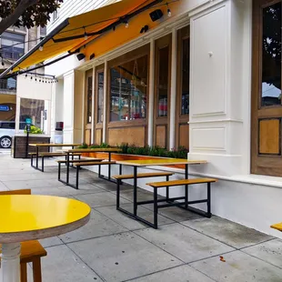 Sidewalk seating available along Union St and Buchanan St.