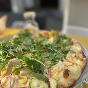 Squash truffle pizza