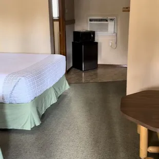 Plenty of space to get around the beds! I even put out my yoga mat to workout