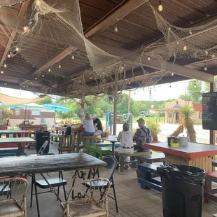 Wilfong&apos;s has outside dining only.