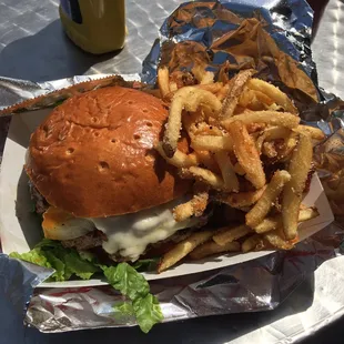 Smokey Mountain Burger with Garlic Parmesan Fries