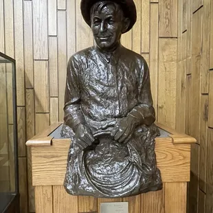 Will Rogers Bronze Statue