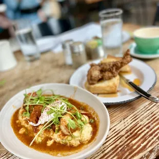 chicken wings and fried chicken, chicken wings, bbq chicken, bbq wings, fried chicken wings, chicken, fried chicken, poultry, food