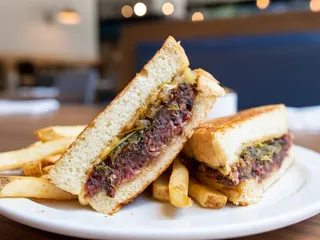 District All Day Delicious