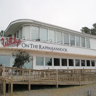 View of the front of Willaby&apos;s on the Rappahannock