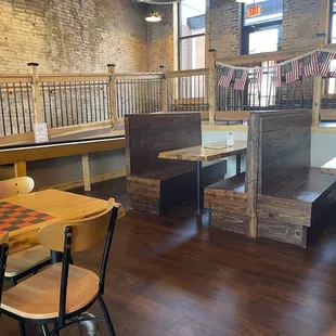 Very clean, welcoming place on a Saturday afternoon