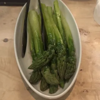 Steamed Asparagus