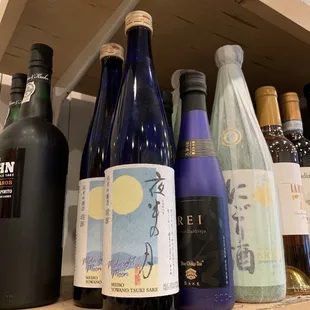 Meibo (Houraisen) (bottle with the moon)