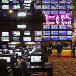 William Hill Race &amp; Sports Book at Casino Fandango (Carson City, NV)