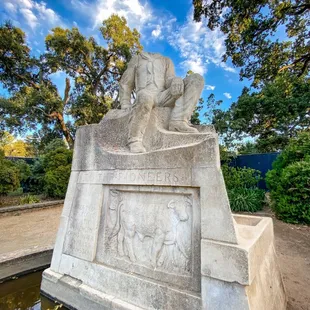 William Land Park
